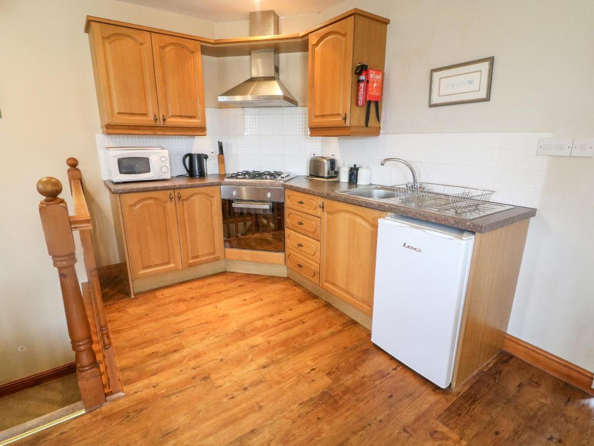 Old Byre Cottage レイブンストーンデール エクステリア 写真