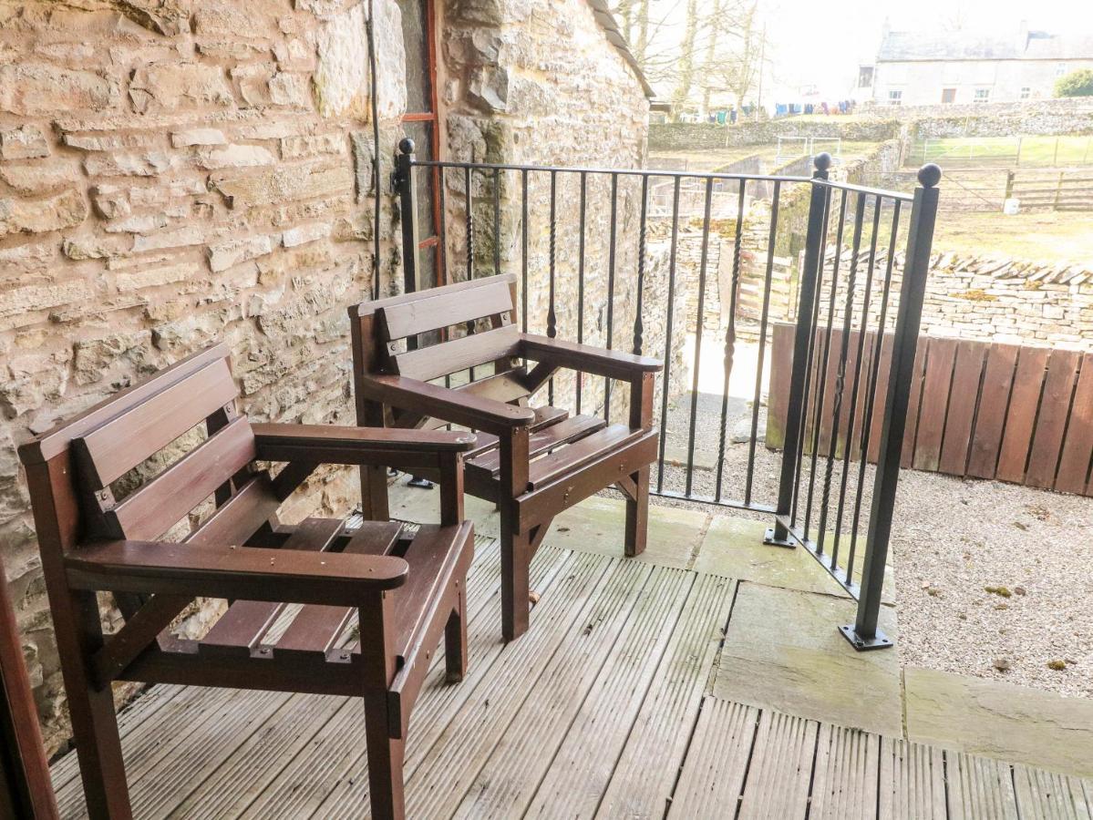 Old Byre Cottage レイブンストーンデール エクステリア 写真