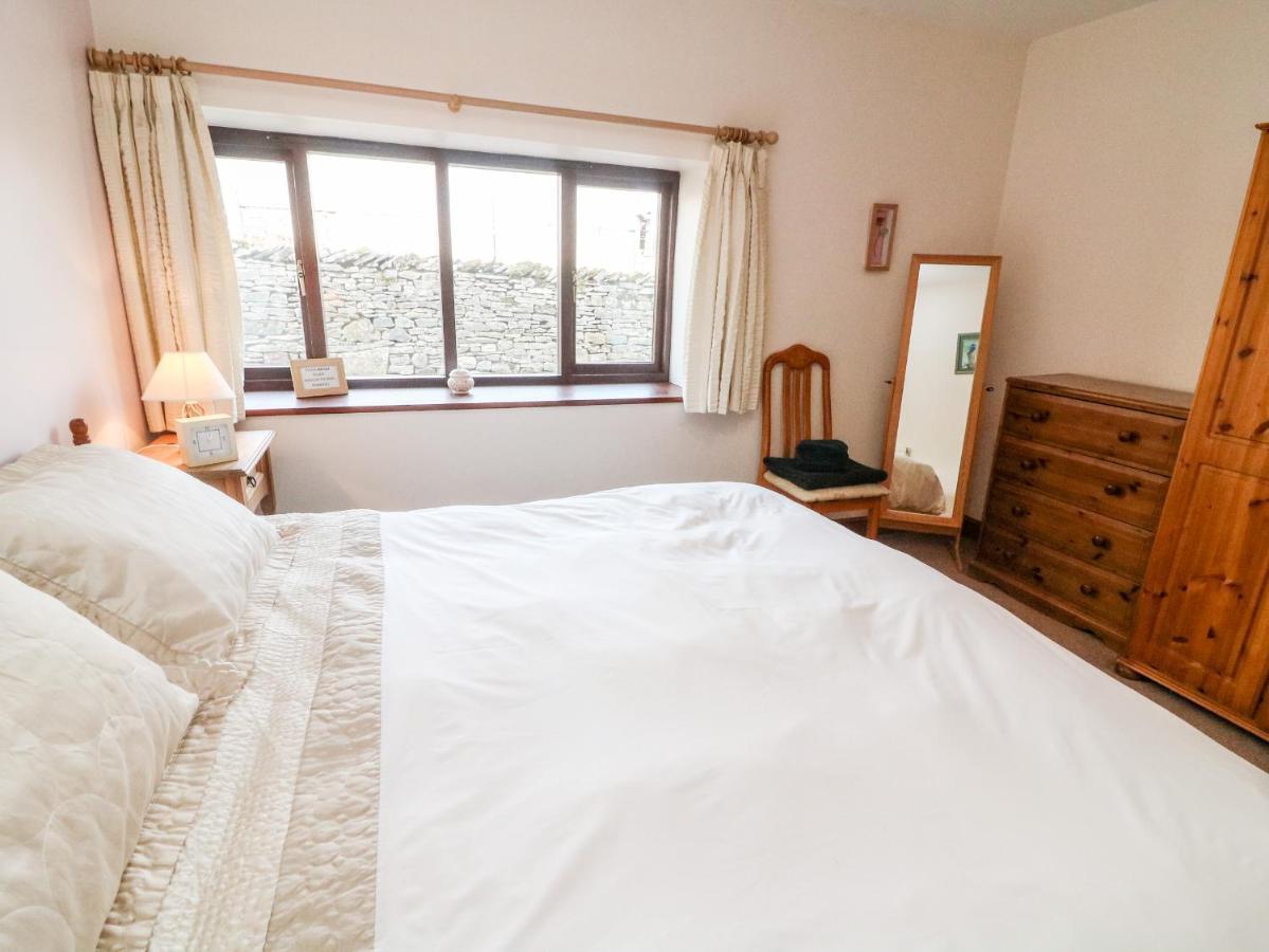 Old Byre Cottage レイブンストーンデール エクステリア 写真